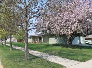 1718 5th Ave SW, Minot, ND 58701