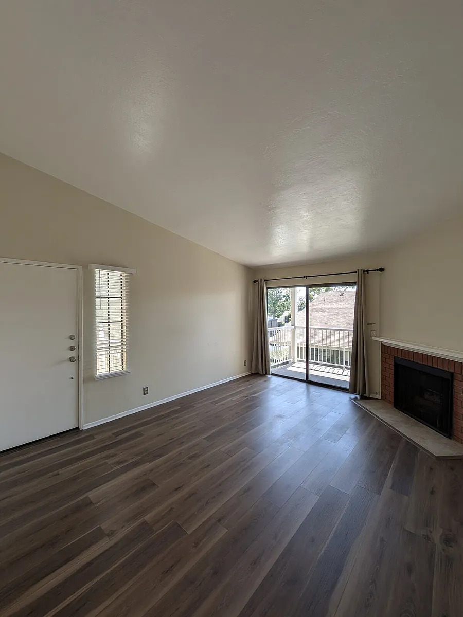 Building Photo - 1131 Packers Cir #70