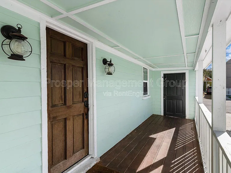 400 Sumter St — Photo 3