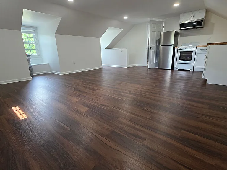 7218 Monument Ave — Photo 25