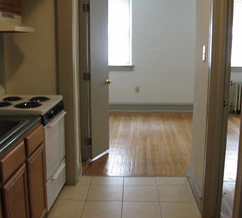 3rd image of 1429 N 15th St #Eb35f3d8d