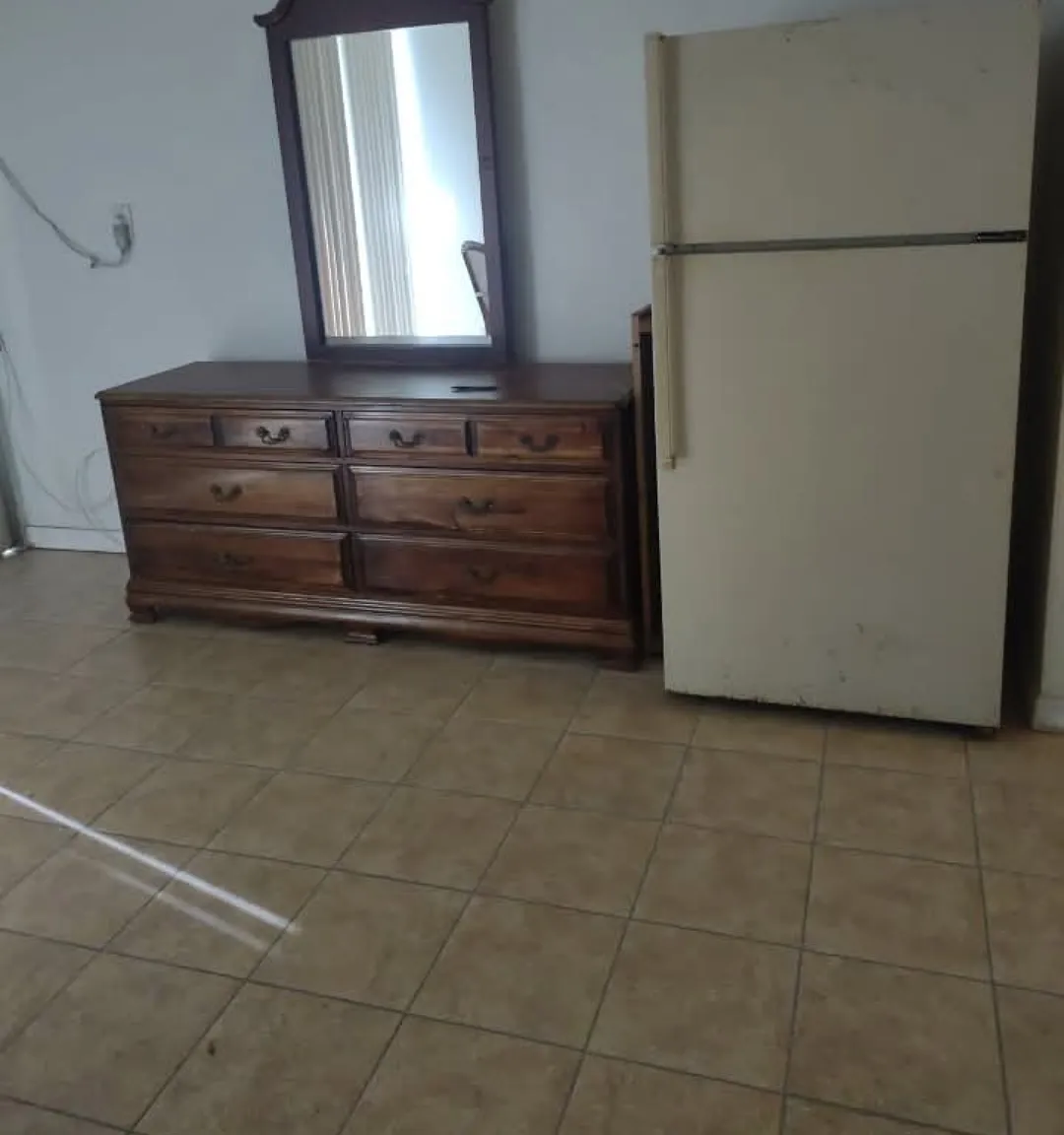 Studio, 264 sqft, $900 — Photo 4