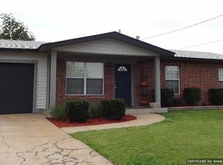 1704 Regency Blvd, Moore, OK 73160