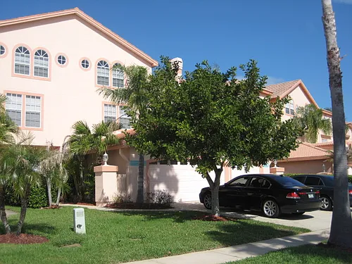 1684 Arabian Ln Photo 1