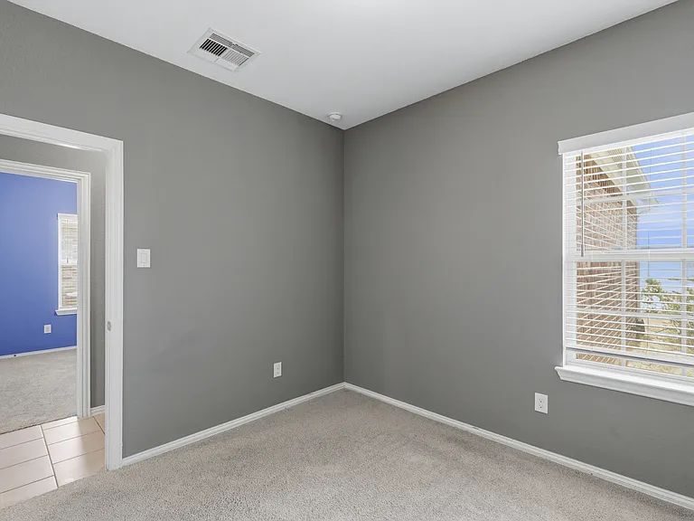 7422 French Quarter Ct — Photo 13