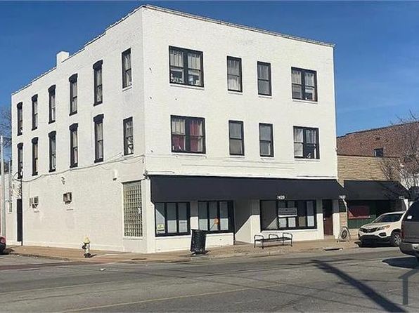 7427 S Broadway APT D