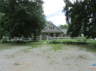 424 NE 101st Rd, Clinton, MO 64735