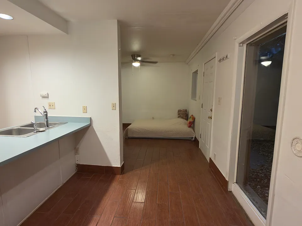 477 El Paso Blvd #100