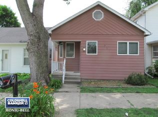 359 N Main St, Seneca, IL 61360