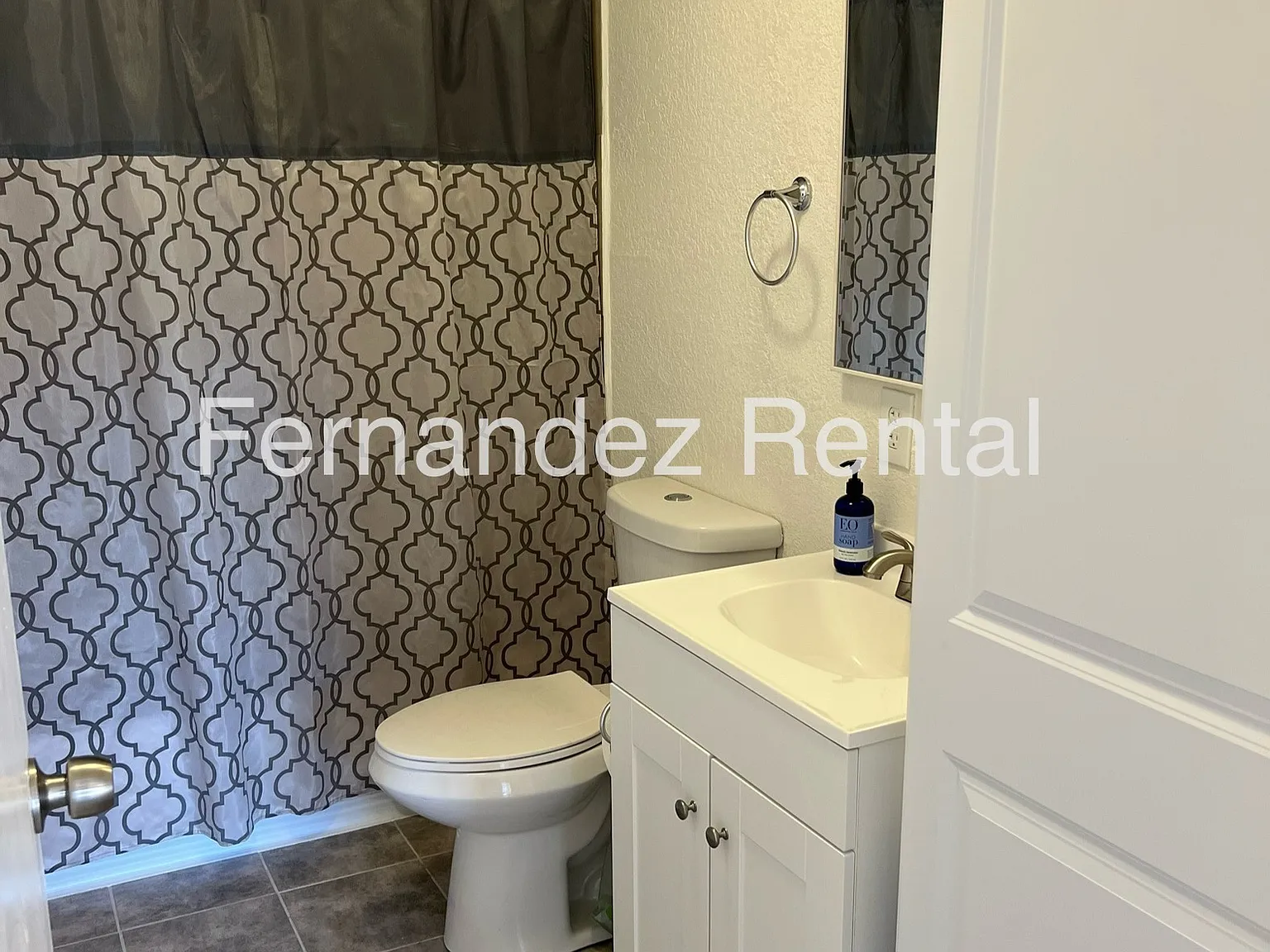 702 Rouse Ave — Photo 3