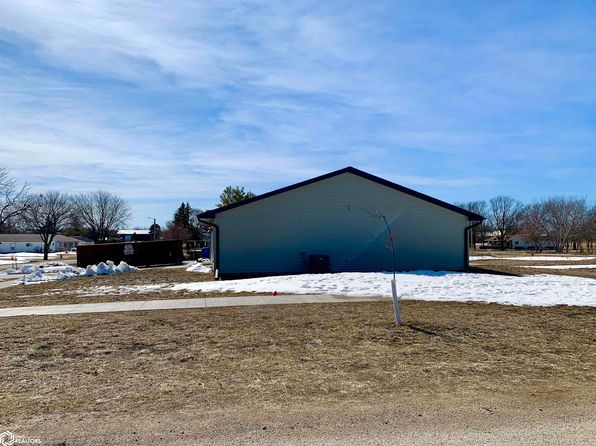 1008 N Pinet St, Jefferson, IA 50129
