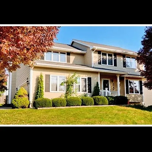 4783 Waterford Dr Photo 1