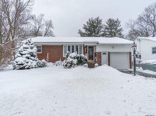 2021 Elizabeth St, Schenectady, NY 12303