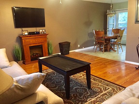 5th image of 2803 Deerhaven Dr