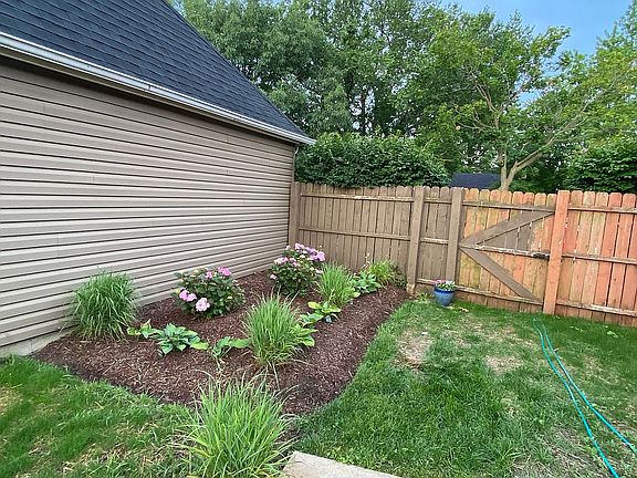 3rd image of 118 Beauwick Dr