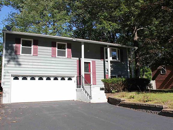 2nd image of 28 Ferndell Spring Dr