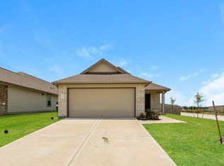 221 Pronghorn Dr, Huntsville, TX 77320
