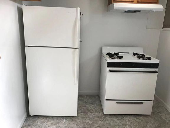 2nd image of 5867 N Nagle Ave