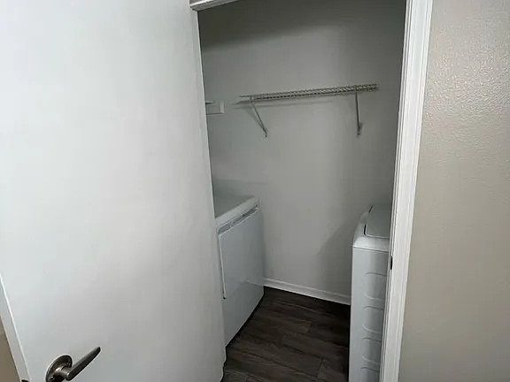4th image of 4201 Atrisco Dr NW APT A