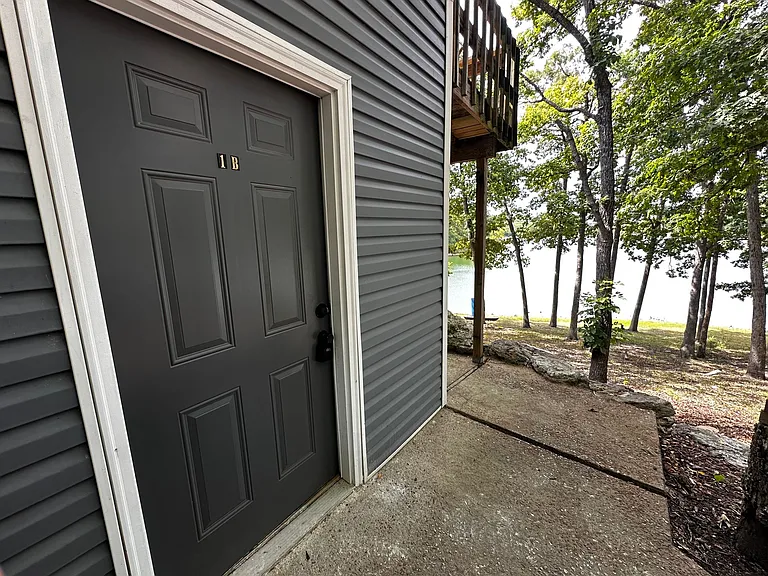 316 Scarsdale Cir #1A — Photo 2