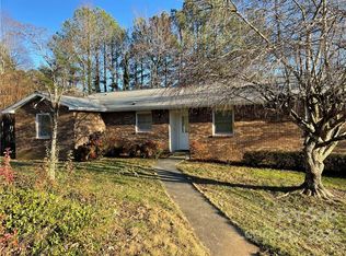 114 Falling Waters Rd APT 2, Hendersonville, NC 28792