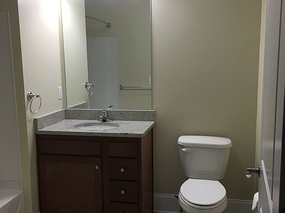 3rd image of 275 River St APT 4A
