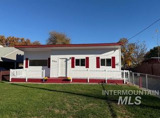 833 13th St, Clarkston, WA 99403