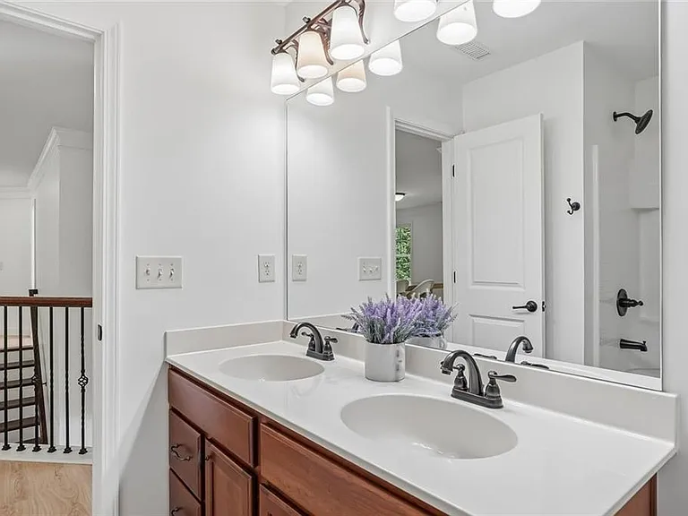 5811 Kendrix Ridge Dr — Photo 59