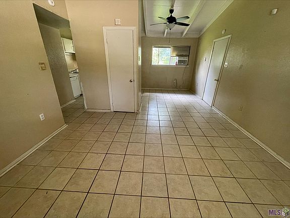 3rd image of 2514 Evans Dr
