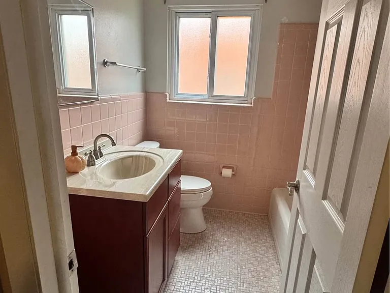32624 Windsor St — Photo 18