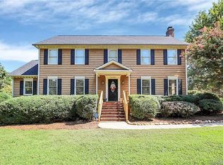 5006 Kentwood Dr, Gastonia, NC 28056