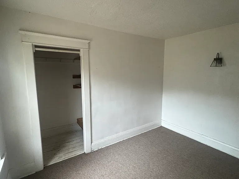 2236 King St — Photo 14