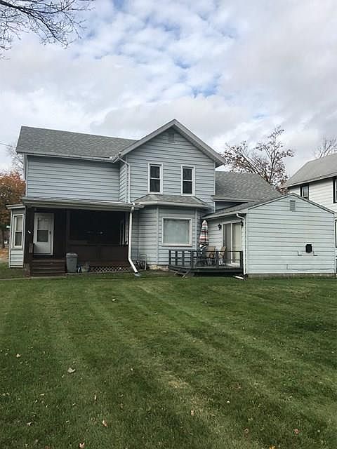 1st image of 928 Lincoln St
