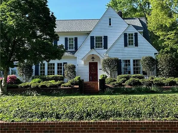 2634 Forest Dr, Winston Salem, NC 27104