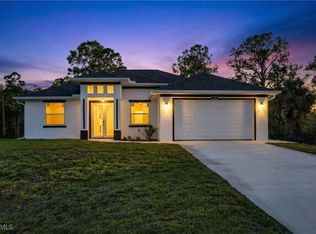 369 Nutmeg St, Lehigh Acres, FL 33972