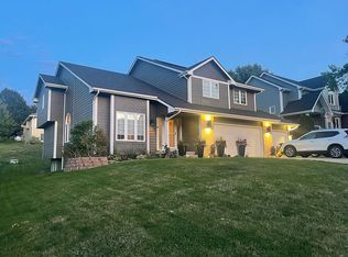 3707 SW 35th St, Des Moines, IA 50321