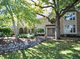 2705 Spencer Ln, Brookfield, WI 53045