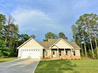 97 Mulder Cove Trl, Wetumpka, AL 36093