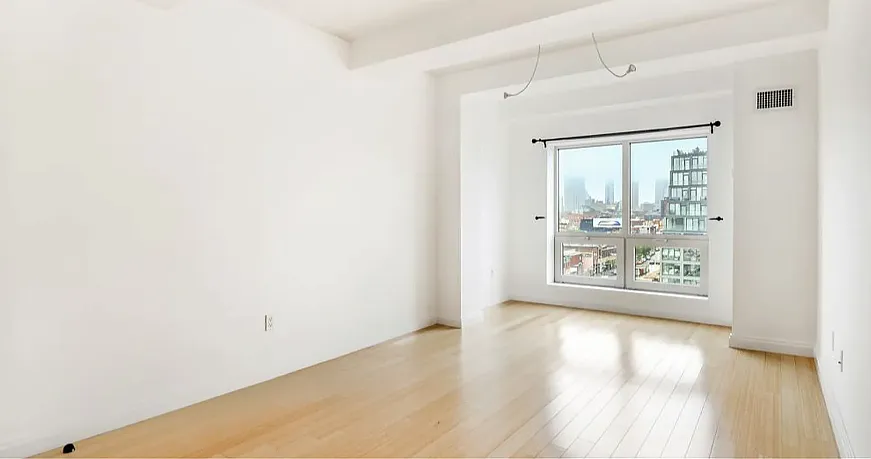 302 2nd Street — Photo 3