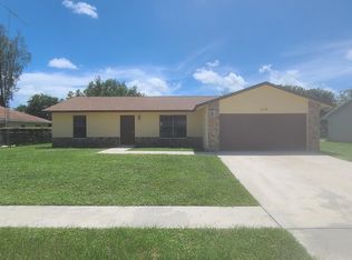 105 Bobwhite Rd, Royal Palm Beach, FL 33411