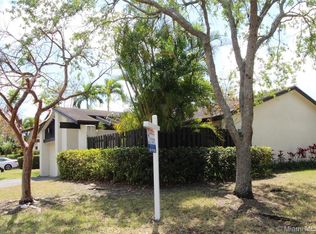 13076 SW 108th St, Miami, FL 33186