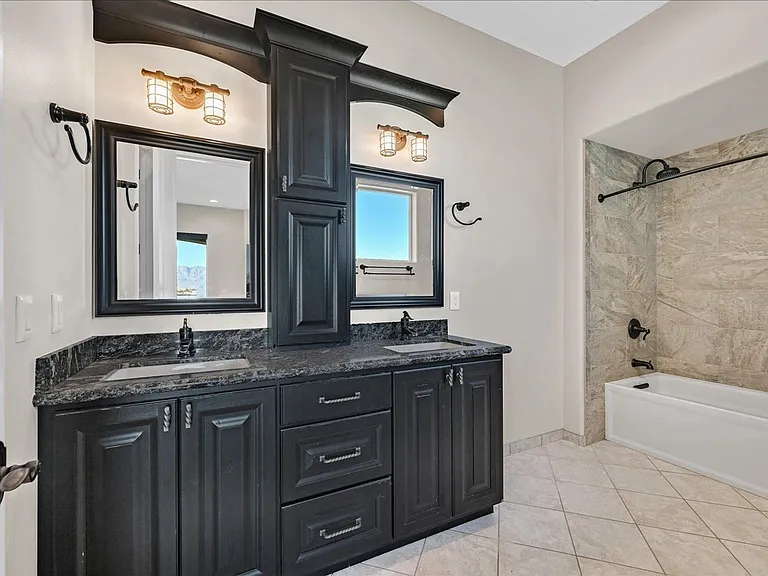 5790 Aspen Falls Cir — Photo 37
