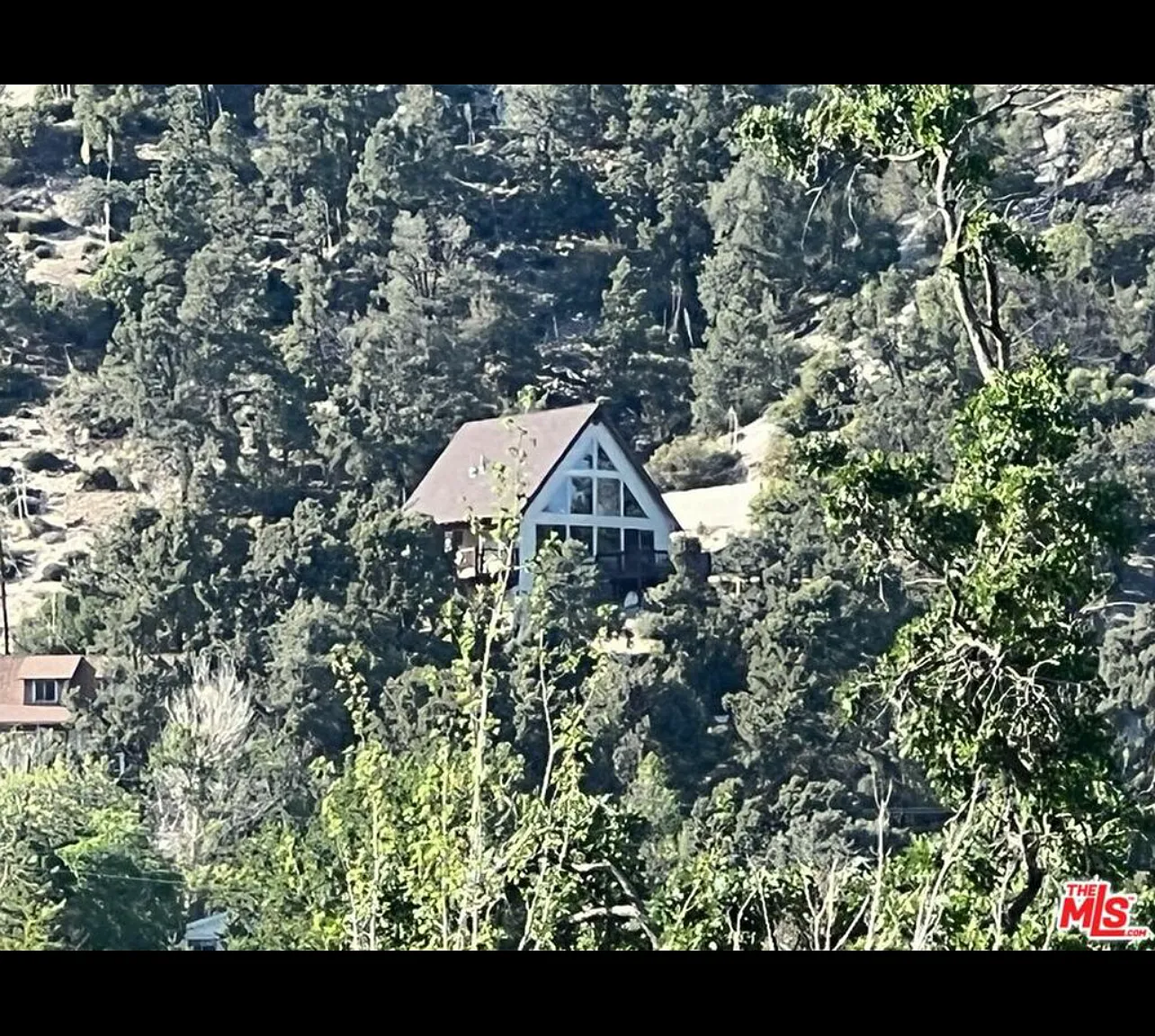 4 bed, 2111 sqft, $2,300 — Photo 1
