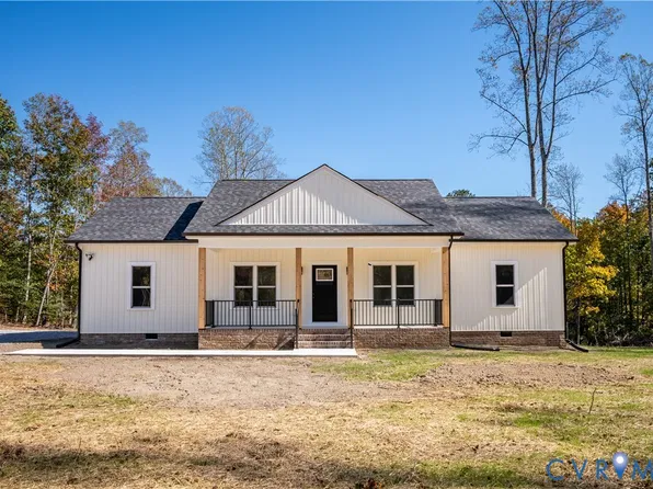 15205 Lebanon Rd, Disputanta, VA 23842