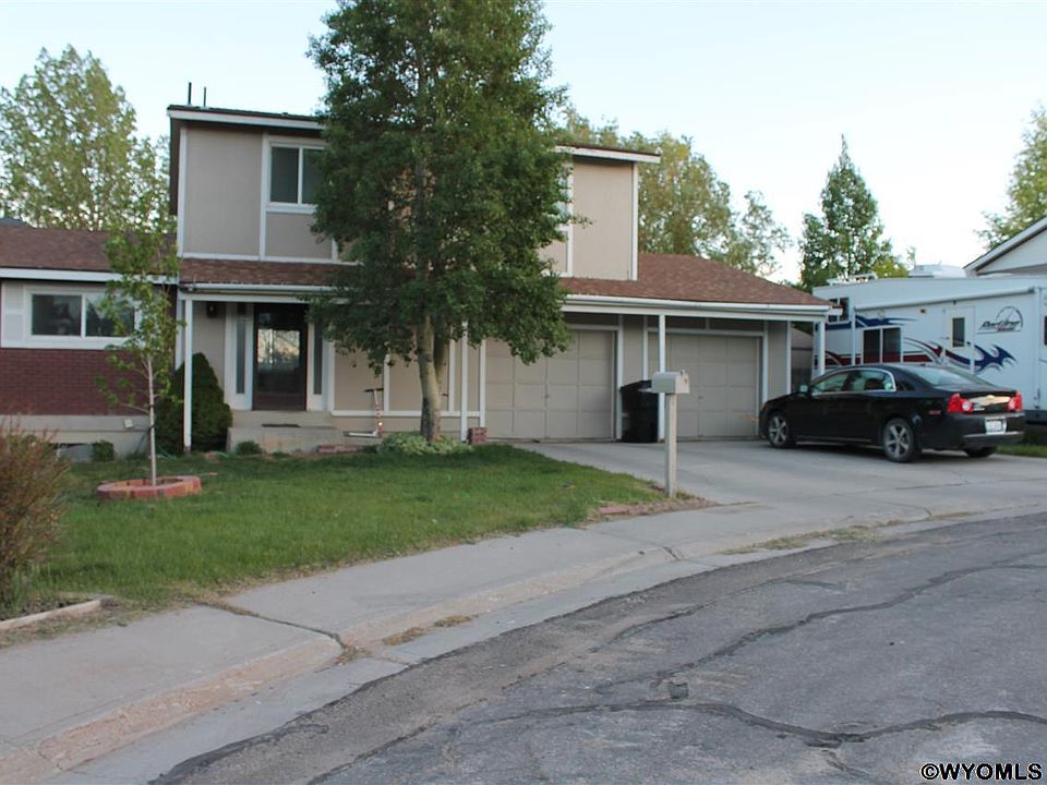 1st image of 1330 Canyon Ct