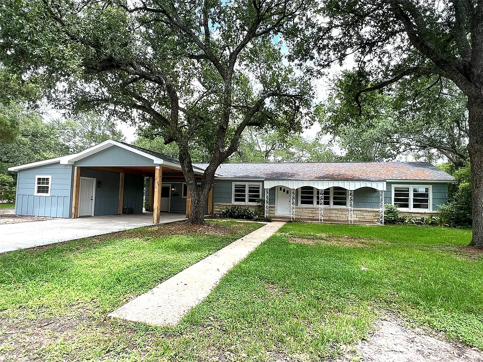 2206 Nancy Lou St