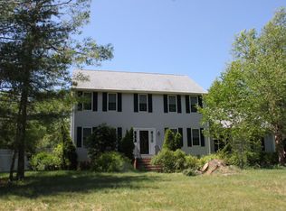 2 Donna Rd, West Wareham, MA 02576