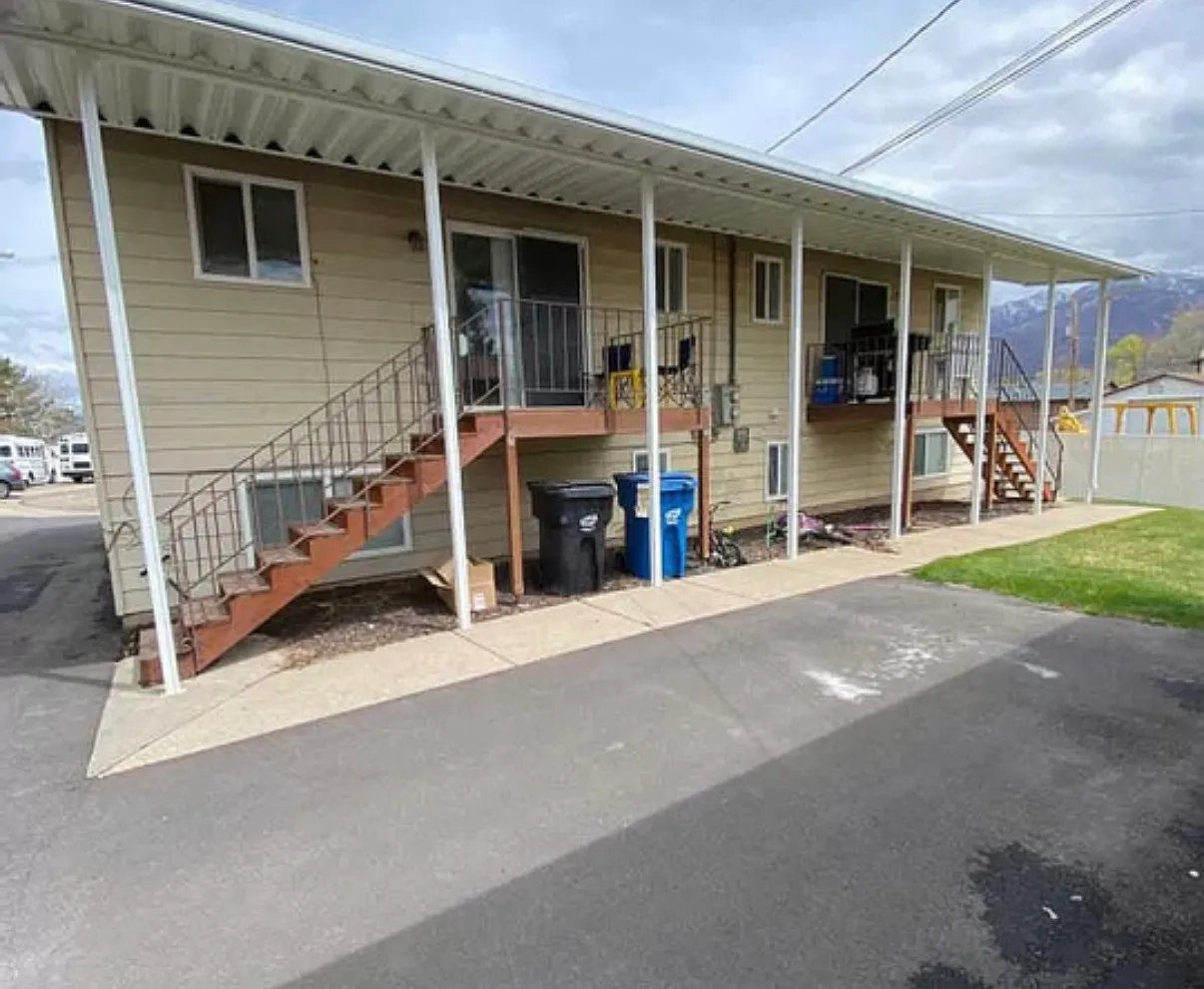 2 bed, 1.5 bath, 1224 sqft, $1,400 — Photo 4
