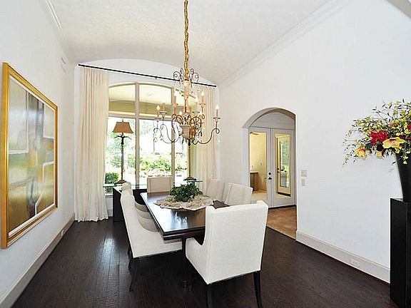 4th image of 4911 Hollowvine Ln