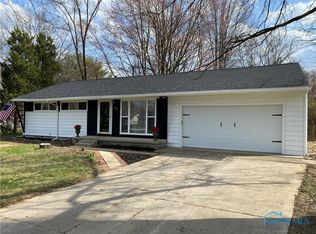 6151 Greenacre Rd, Toledo, OH 43615